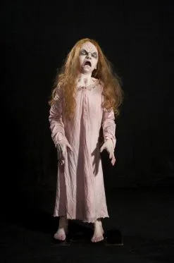 Distortions "Creepy Cathy" Electric Animated Zombie Halloween Prop